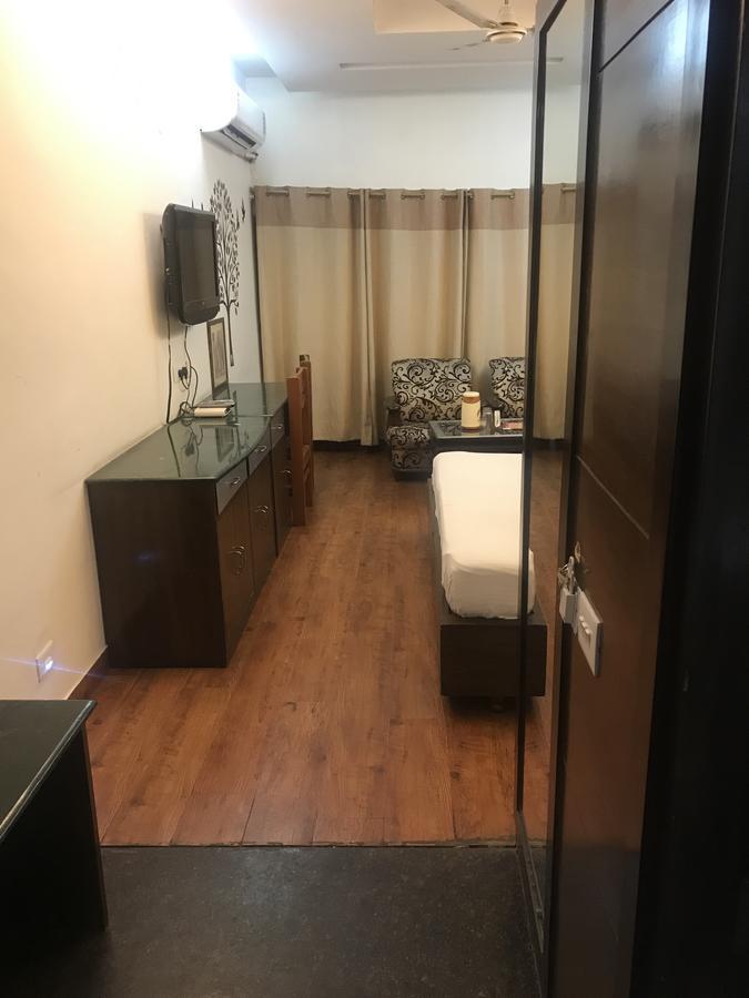Hotel Amar Chandīgarh Eksteriør bilde